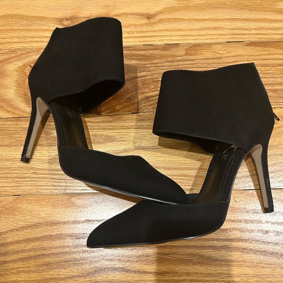 Aldo Black Suede Heels 👠 - Picture 3 of 8